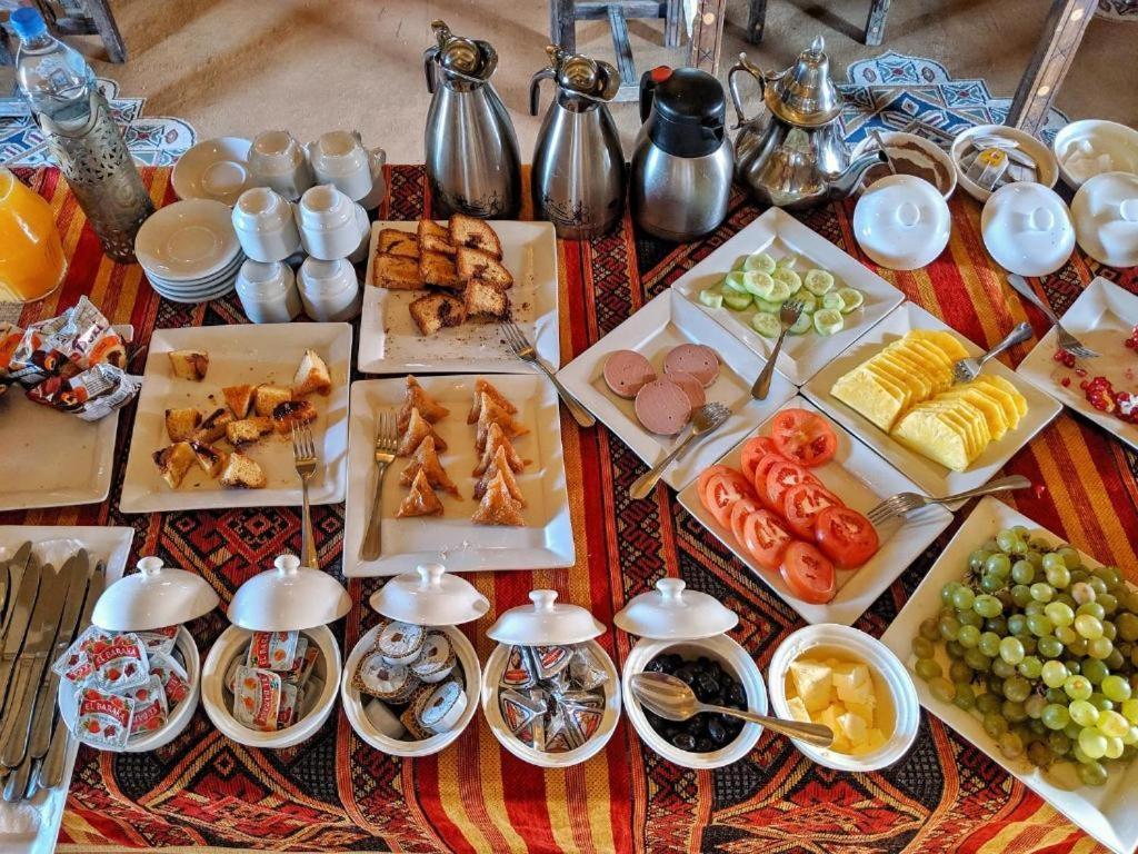 Blue Sky Luxury Camp 호텔 메르주가 외부 사진