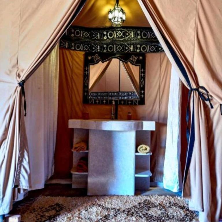 Blue Sky Luxury Camp 호텔 메르주가 외부 사진