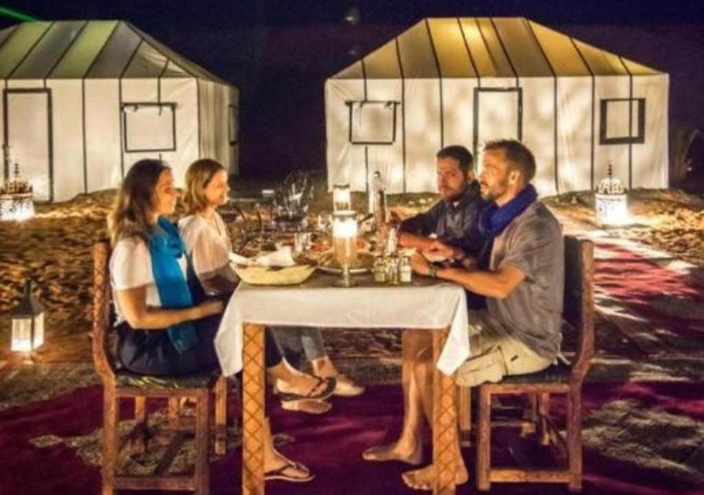 Blue Sky Luxury Camp 호텔 메르주가 외부 사진